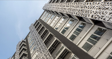 Façade installation 