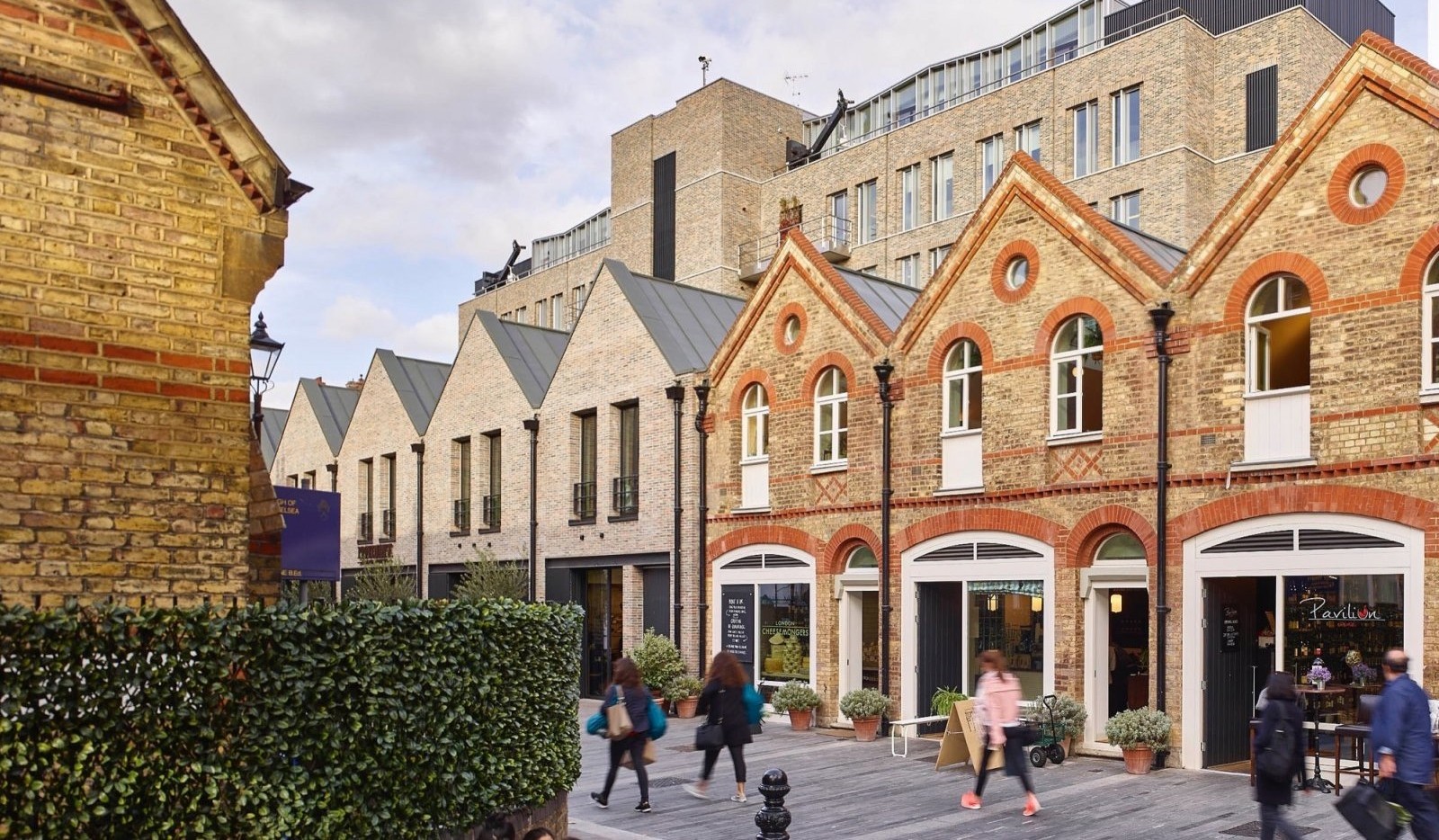 Sloane Street - internal and external refurbishment by Inline Design in one of the UK's most prestigious retail destinations